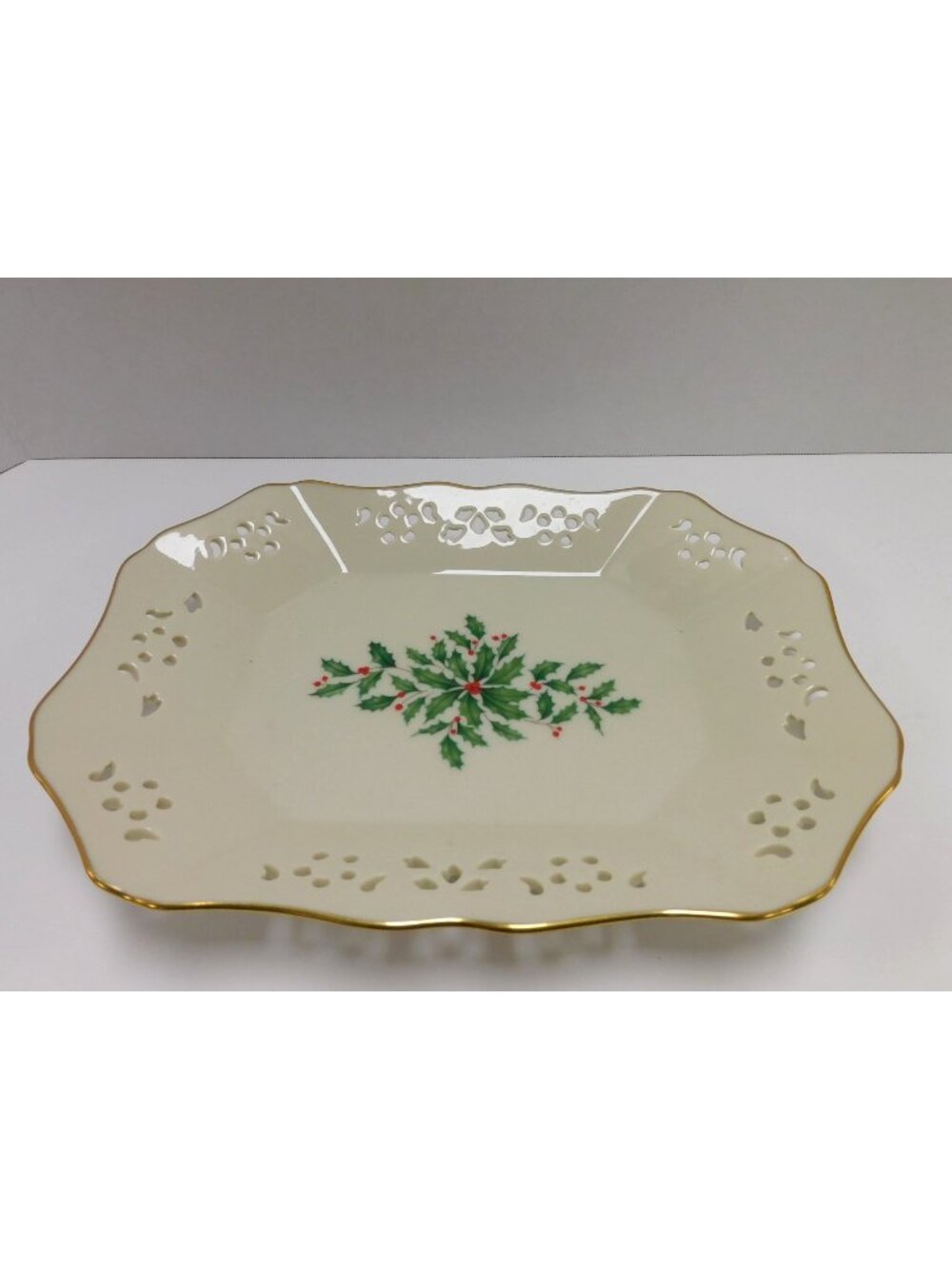 Lenox China Holiday Pierced Rectangular Relish Tray Christmas Holly DW806